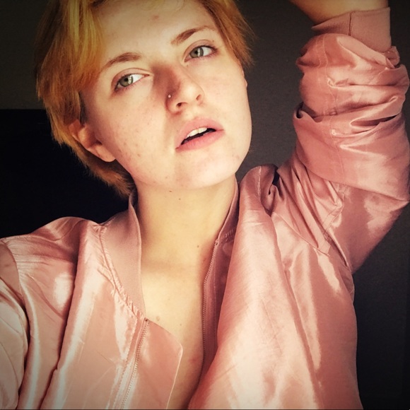 Meet your Posher, Brianna - Picture 1 of 1