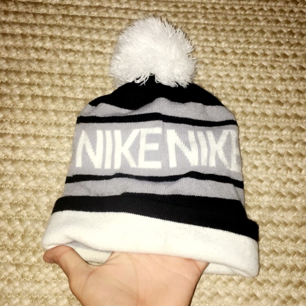 Mens Nike Hat (can be women's)