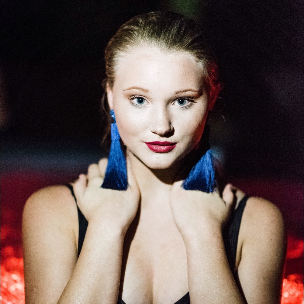 Meet your Posher, Taylor