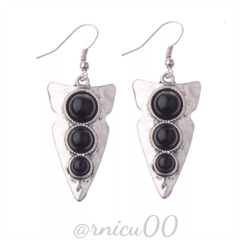 🖤Last 1!🖤Boho Arrow Vintage Silver Bead Earrings - Picture 2 of 5