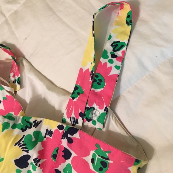 Lilly Pulitzer cute floral summer dress - Picture 3 of 3