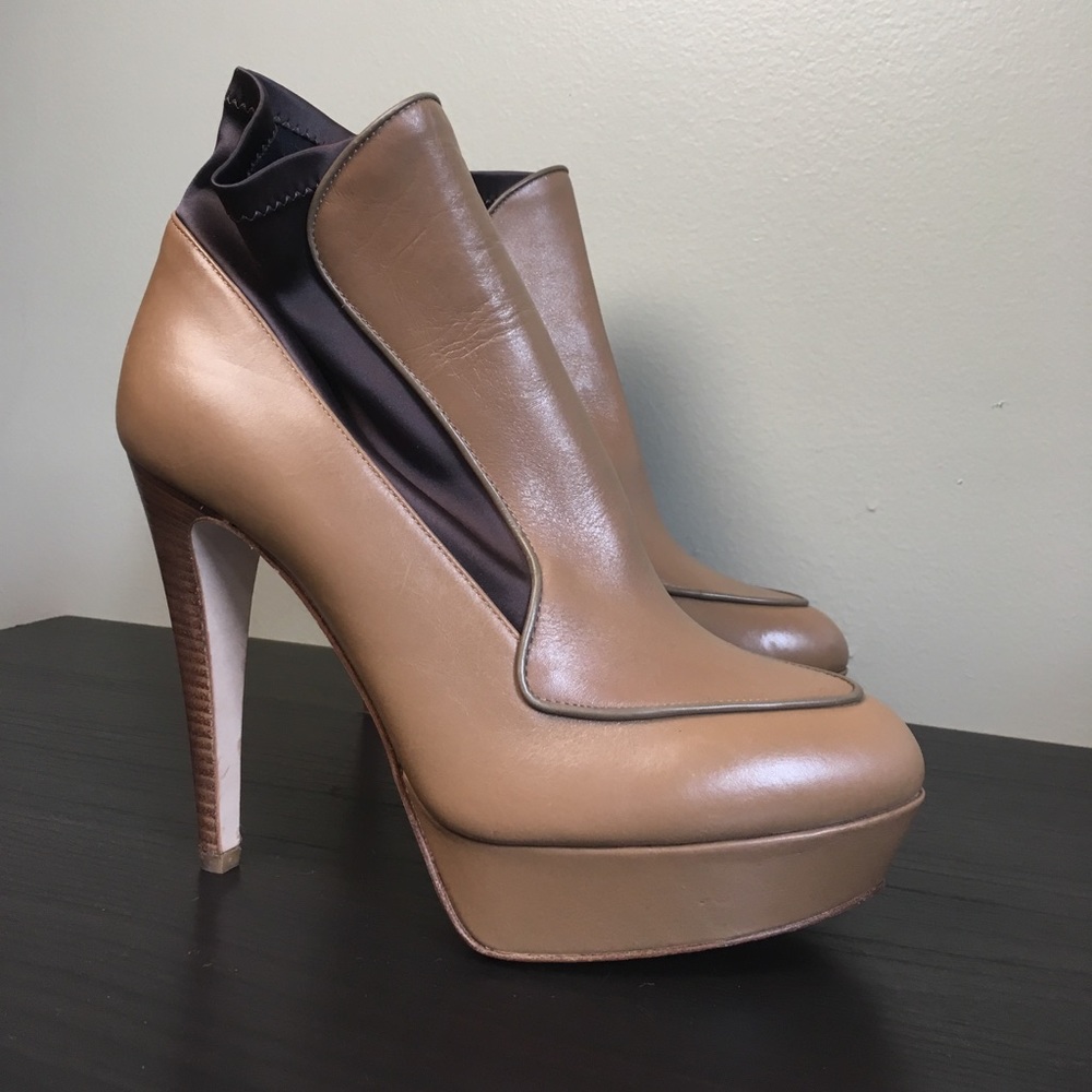 Philosophy di Alberta Ferretti Tan Booties