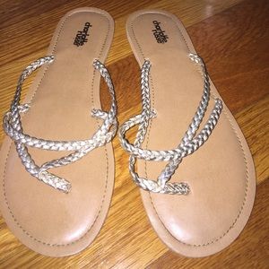Gold tong flip flops