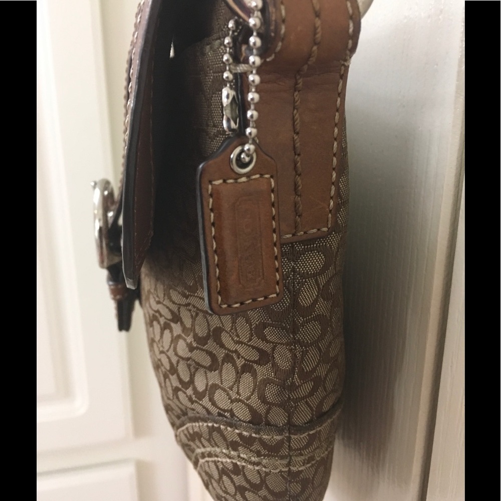 Coach Authentic small Crossbody - Picture 4 of 6