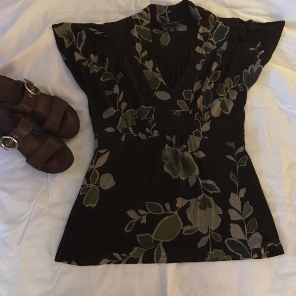 Size med Banana Republic blouse