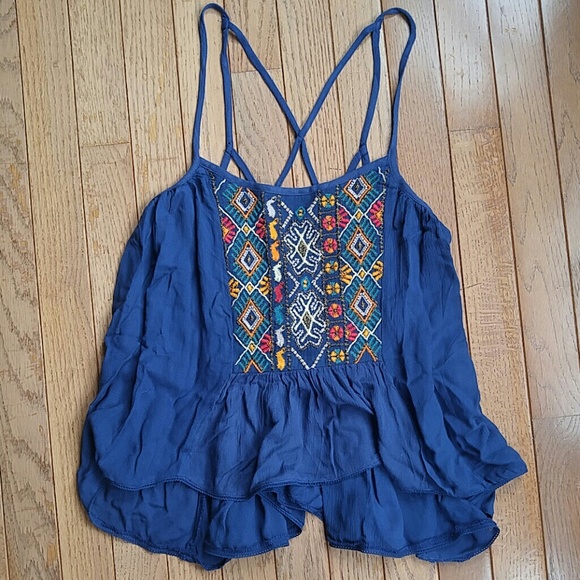 NWOT Ecote Boho Embroidered Top - Picture 4 of 8