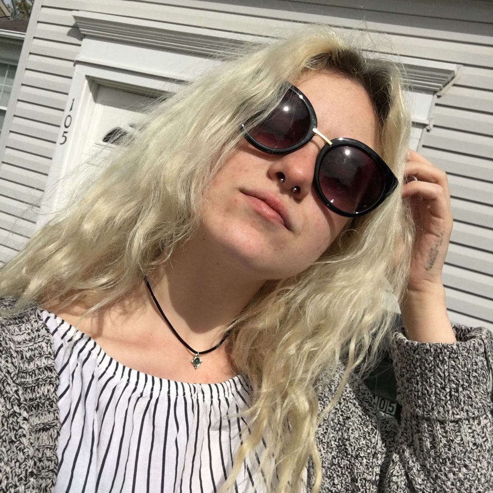 Meet your Posher, Lexi