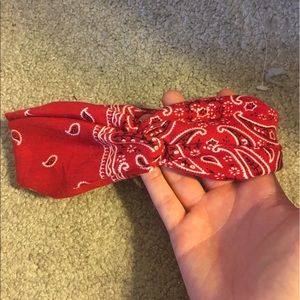 Knot head band