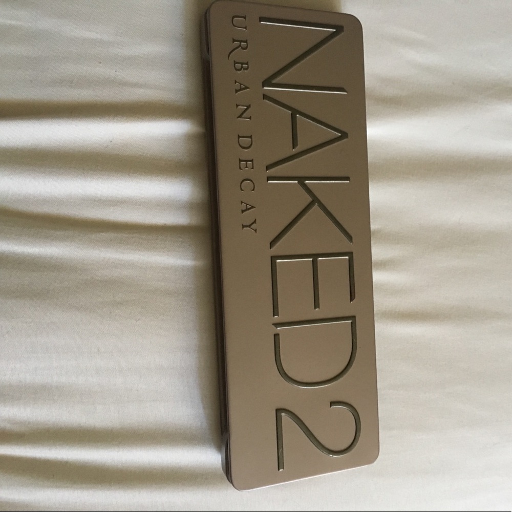 UD Naked 2 palette