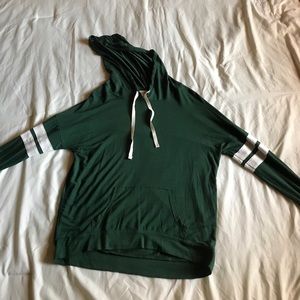 Dark green pullover