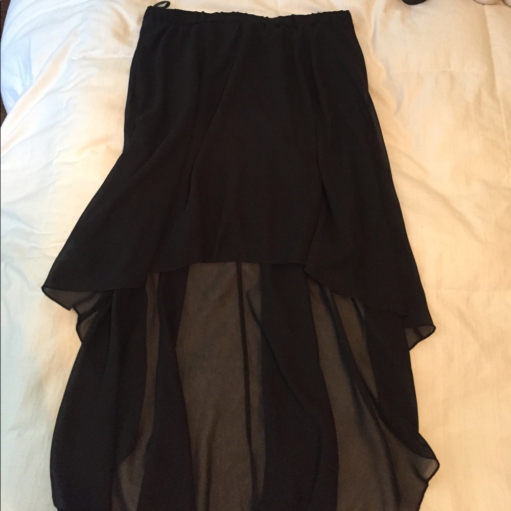 High low flowy black skirt