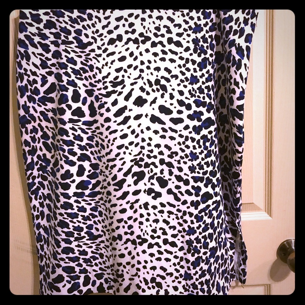 LIKE NEW Worthington Skirt