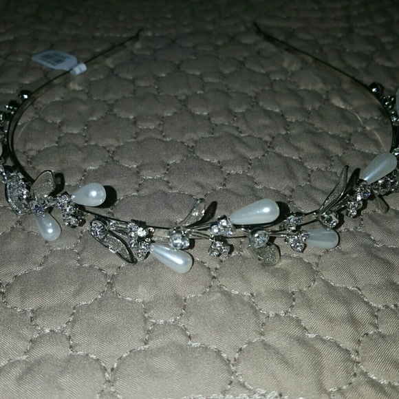 Bridal headband - Picture 1 of 6