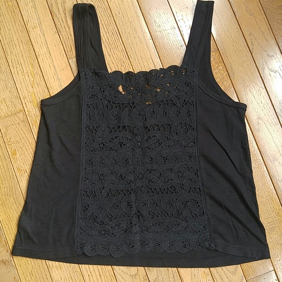 ♦ 3 for $15 American Eagle Crochet Back Tank - Picture 3 of 7