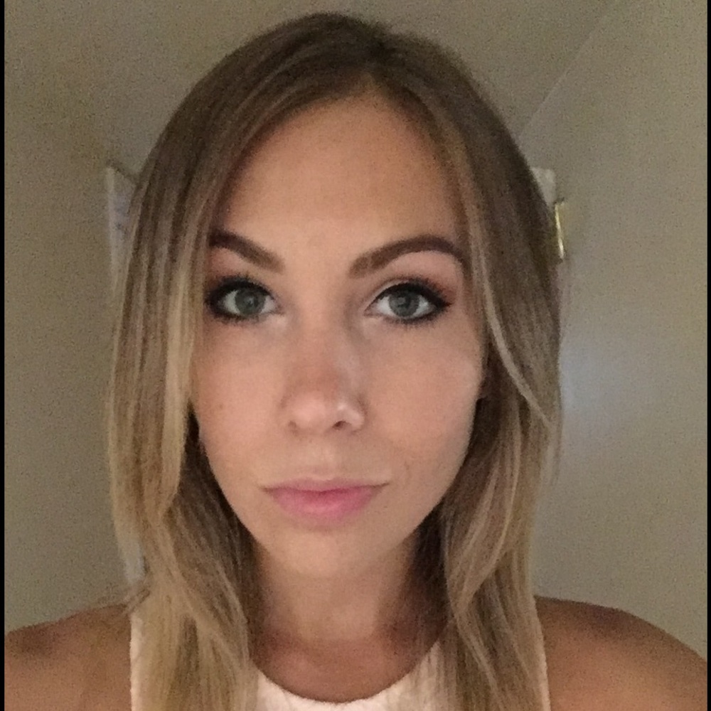 Meet your Posher, Bailey