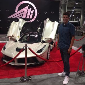 Meet your Posher, Daniel