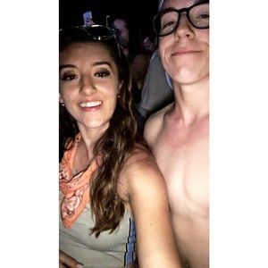 Meet your Posher, Phillip