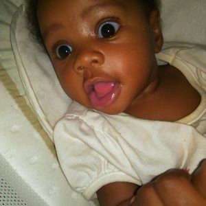 Meet your Posher, Deshelle