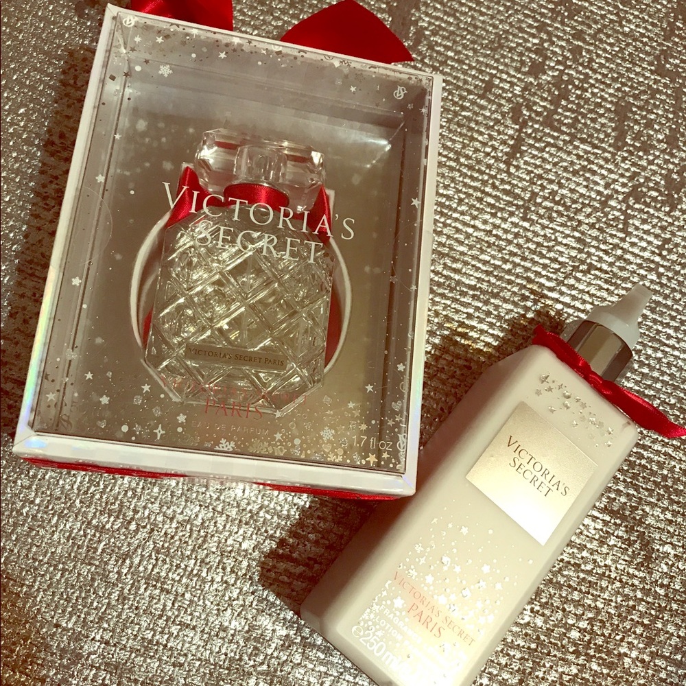 Victoria Secret Paris set