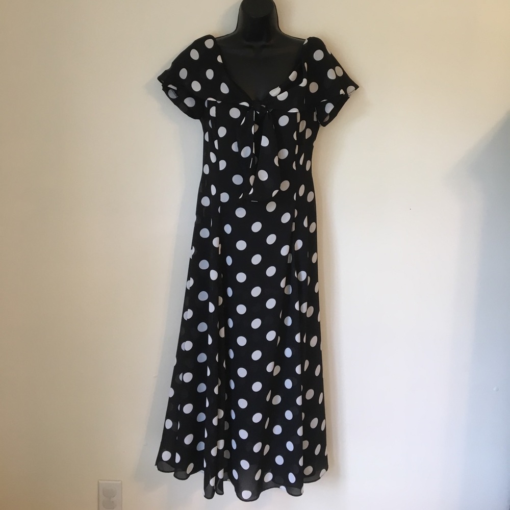 EXPO Size: 10 Black/White polka-dot Dress Like New