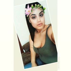 Meet your Posher, Roxanne