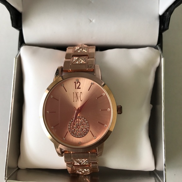 Beautiful watch main image 4