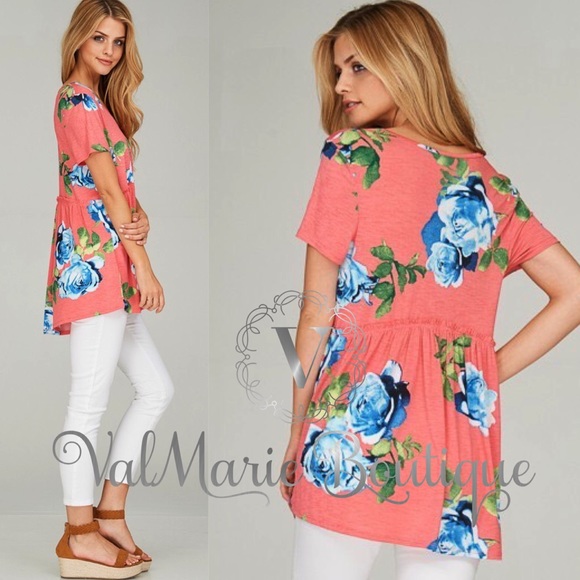 📍CLEARANCE 📍Gorgeous Salmon Floral Top - Picture 3 of 5