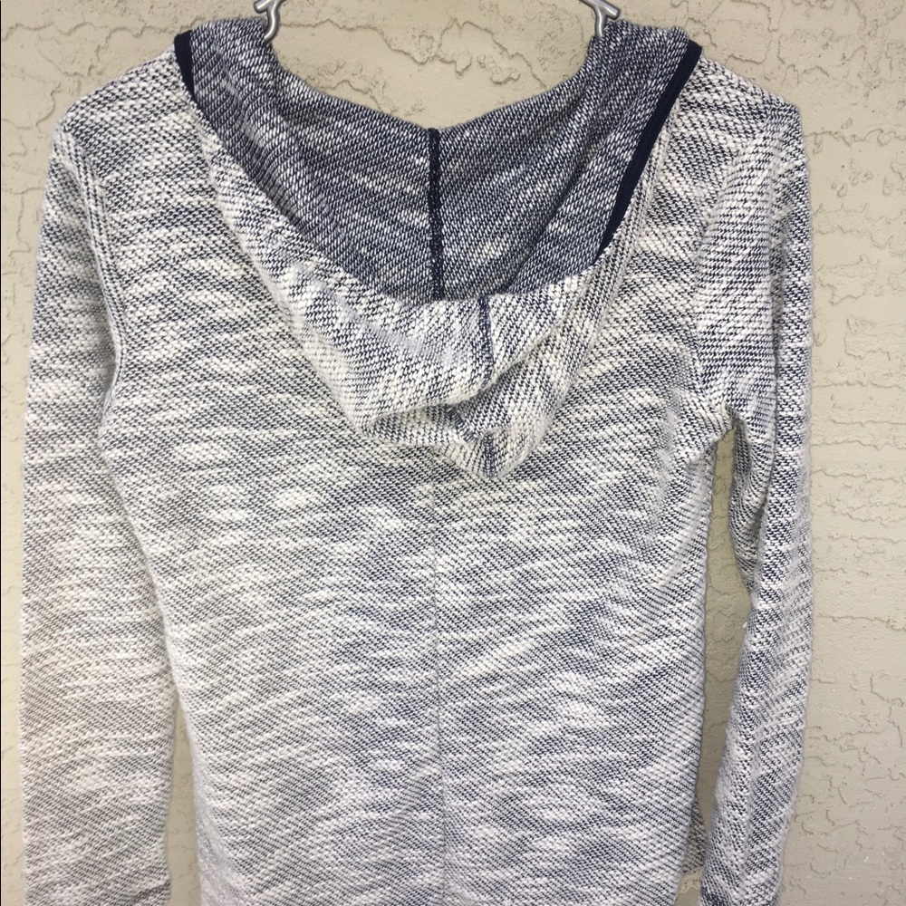 American Rag Pullover 💙 - Picture 3 of 6