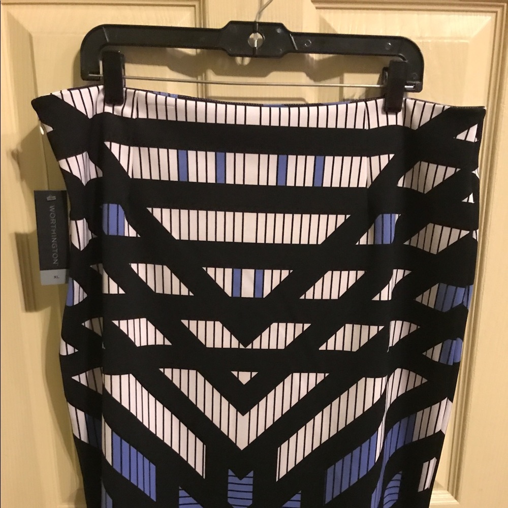 NWT Worthington Stylish Skirt