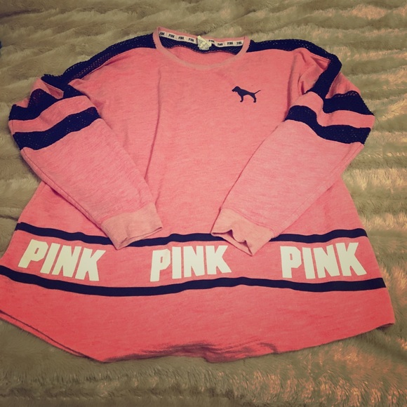 PINK Victoria's Secret Tops - PINK sweatshirt