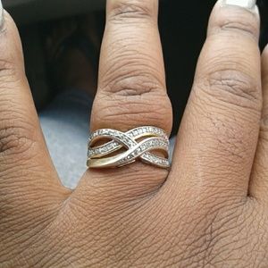 Meet your Posher, Sakiya