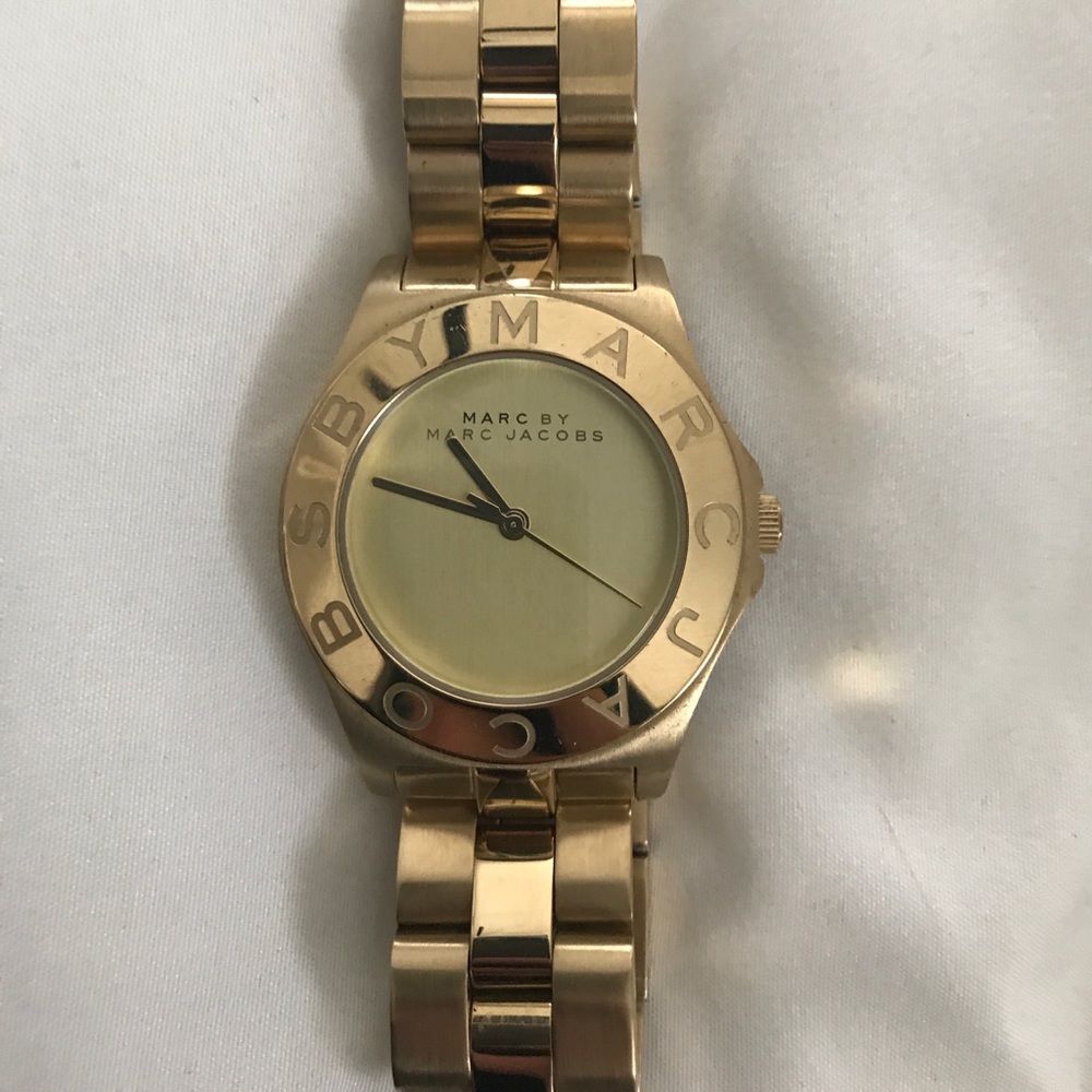 🎉SOLD🎉 Marc Jacobs Gold watch 🎉SOLD🎉