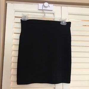 H&M Black Pencil Skirt