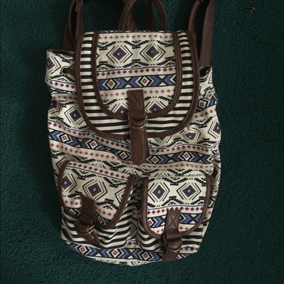 Aztec pattern backpack - Picture 1 of 1