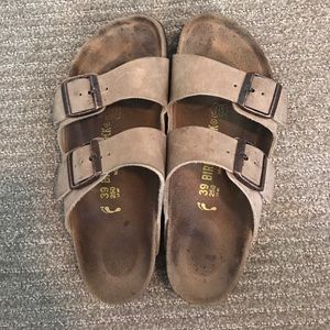 Classic Birkenstocks 39