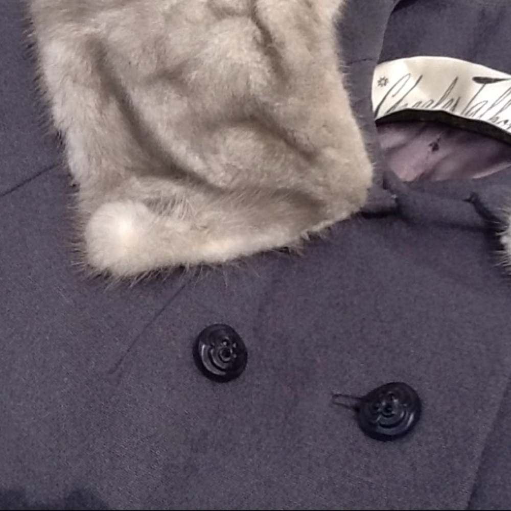 Vintage Charles Talbot Coat Gray with fur collar - Picture 8 of 8