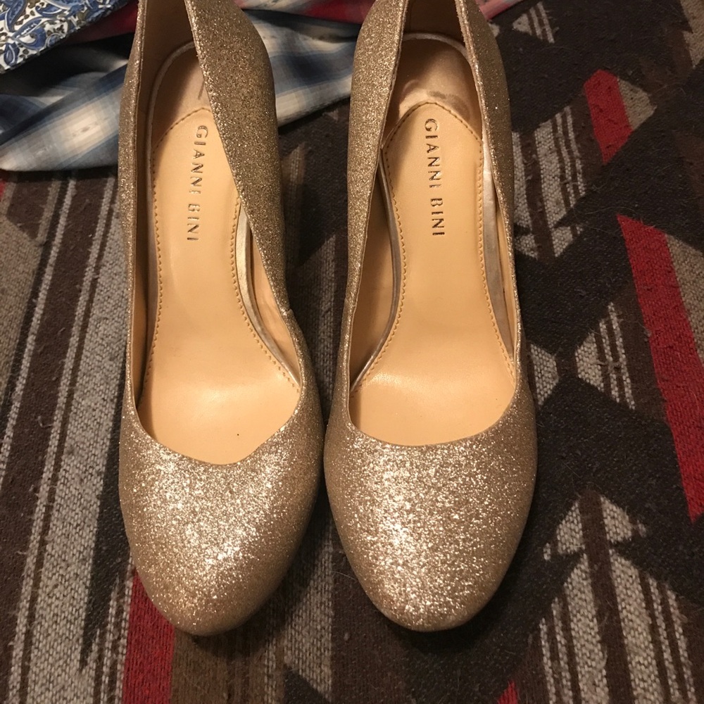 Gianni bini glitter heals very pretty!