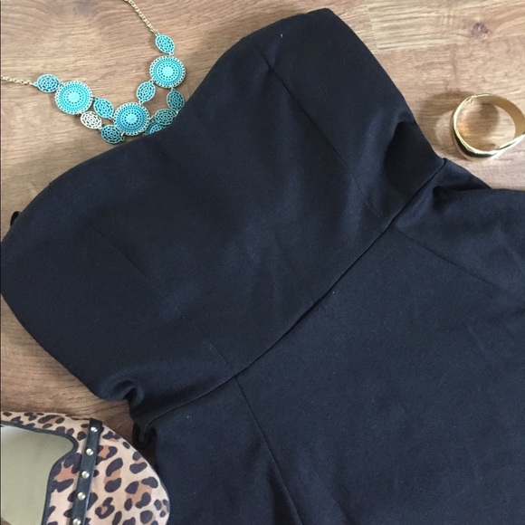 💕 Deb Black Strapless Dress - Picture 2 of 3