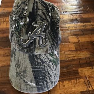 ⚡️⚡️CLOSET CLOSING⚡️⚡️Camo Alabama Hat
