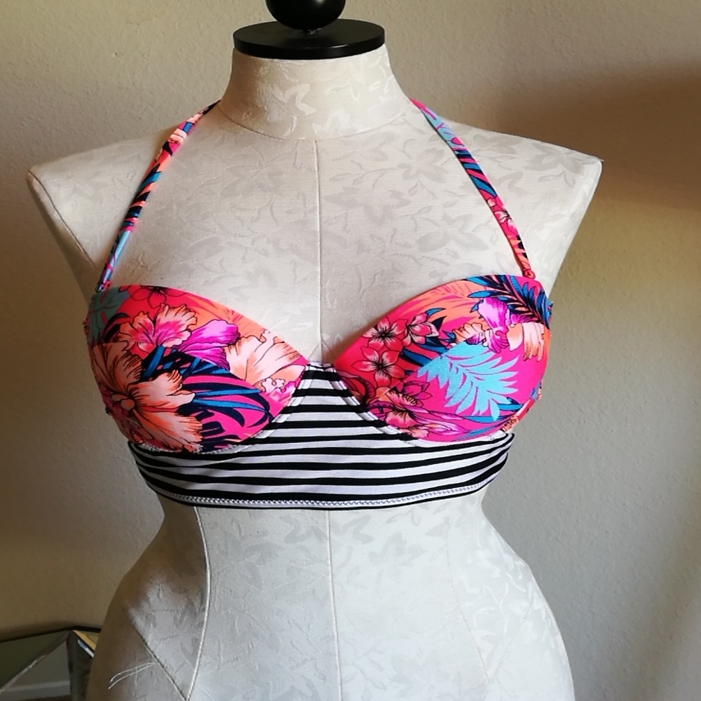 Bikini top