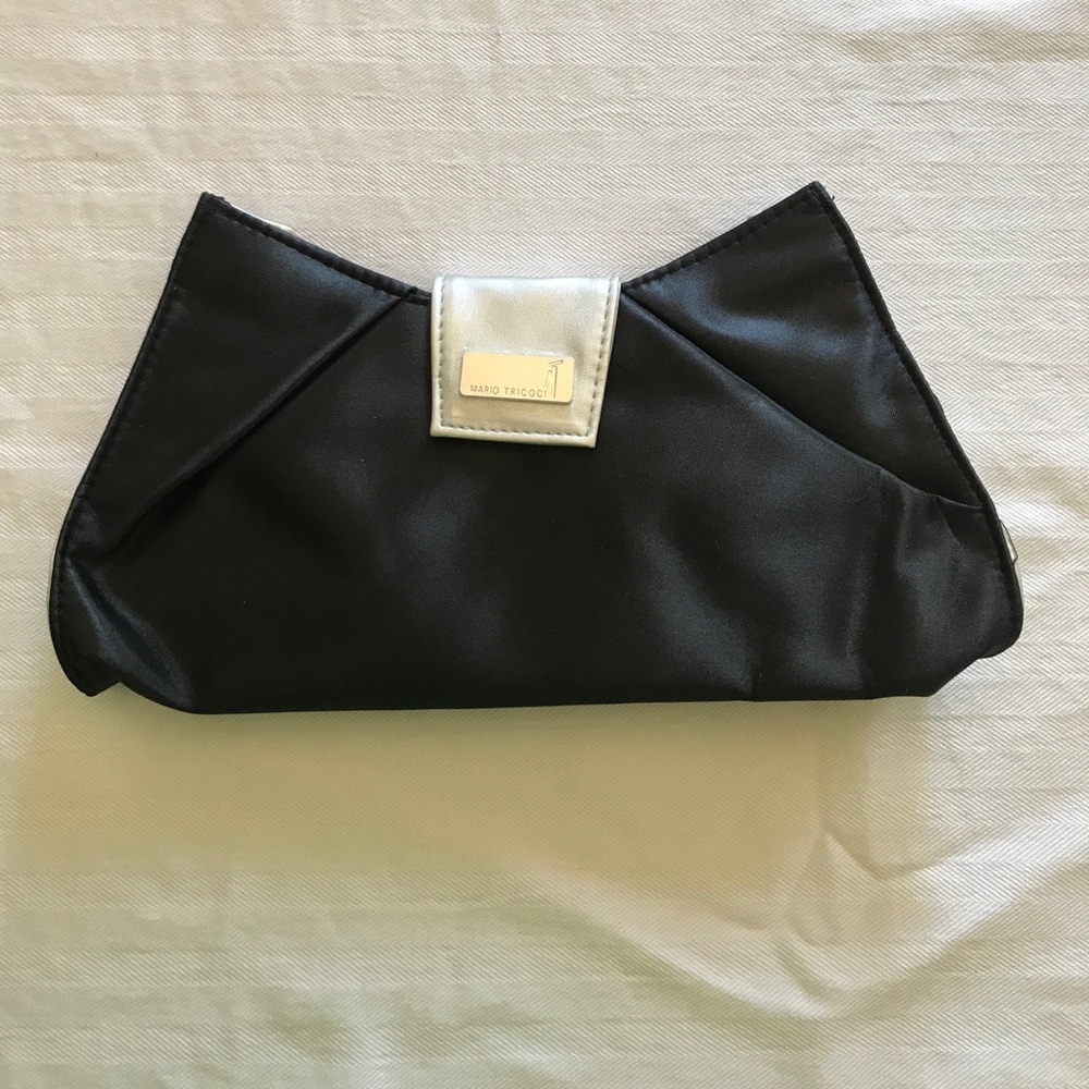 Mario Tricoci clutch