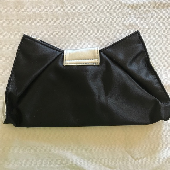 Mario Tricoci clutch - Picture 2 of 3