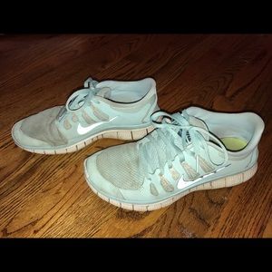 Nike free runs