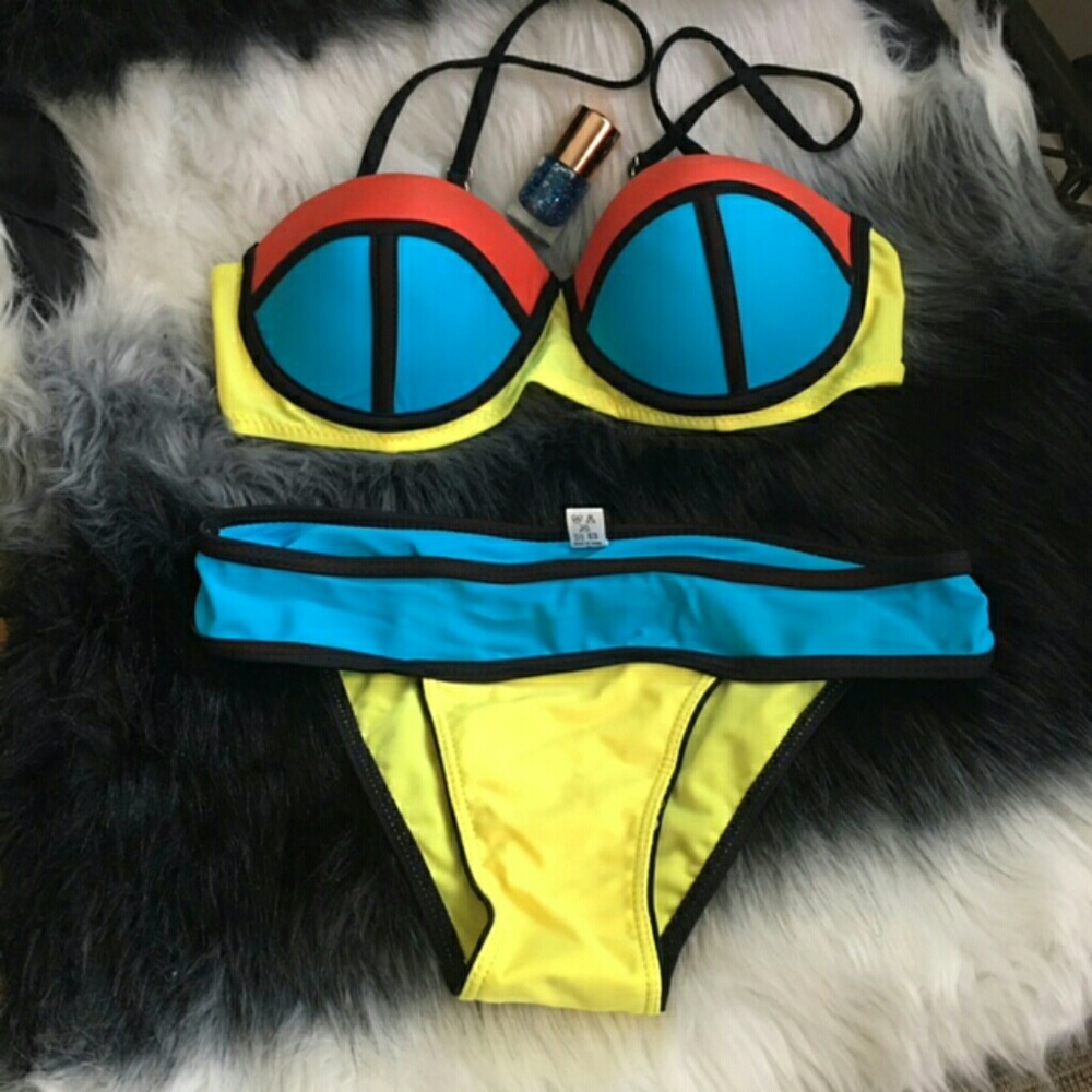 Blue yellow two pieces swimsuit bikini set
