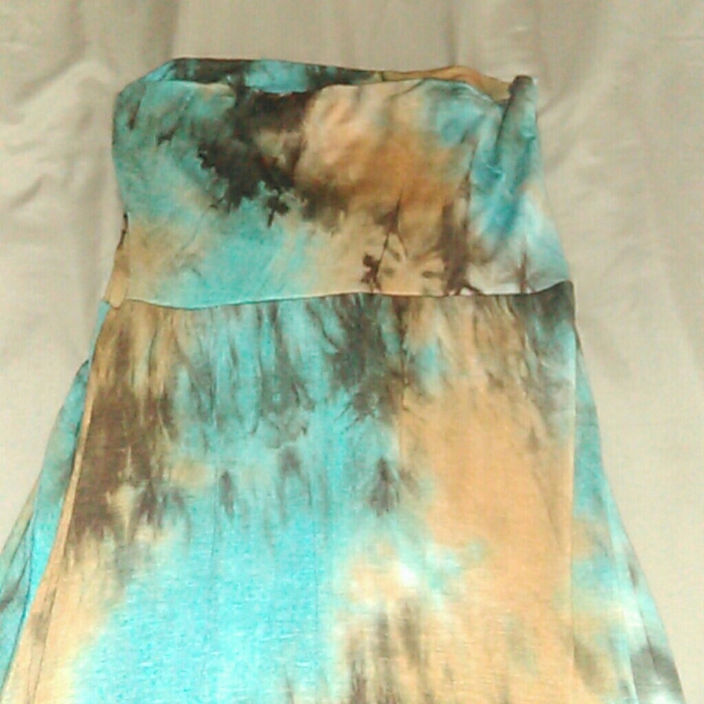Skirt - Picture 2 of 2
