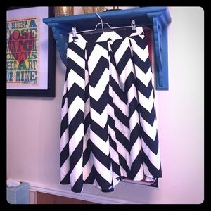 Black & White Chevron Skirt