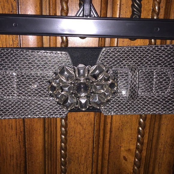 New York & Company • Silver Jeweled Belt - Picture 2 of 3
