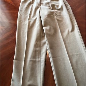 Sag Harbor petite slacks size 4