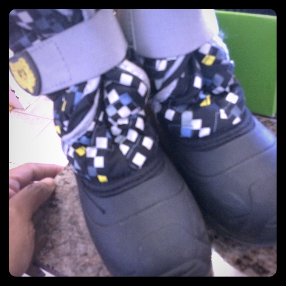 ❌❌SOLD❌❌ Kamik snow boots.