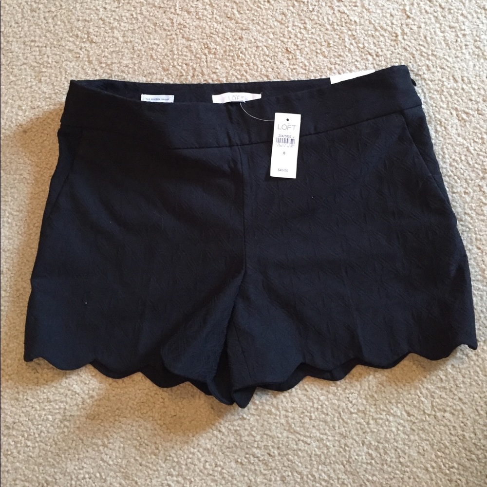 Black scalloped Riviera shorts